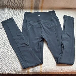 Lululemon Wunder Train leggings with pockets